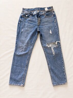 Old Navy Mid-Rise Boyfriend Distressed Ripped Jeans Size 6